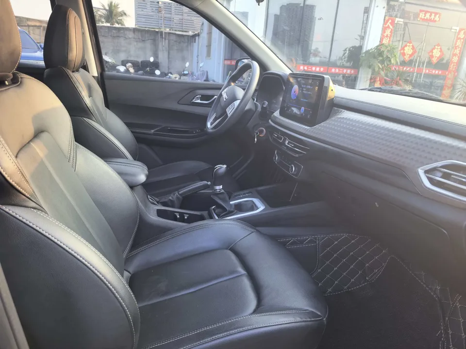 Jiangling Bible 2.5T Manual Diesel Two-wheel Drive Comfort Edition Long Axis Flat Bottom Cargo Box 2024 — миниатюра 3