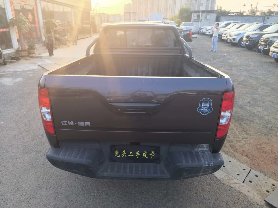 Jiangling Bible 2.5T Manual Diesel Two-wheel Drive Comfort Edition Long Axis Flat Bottom Cargo Box 2024 — миниатюра 4