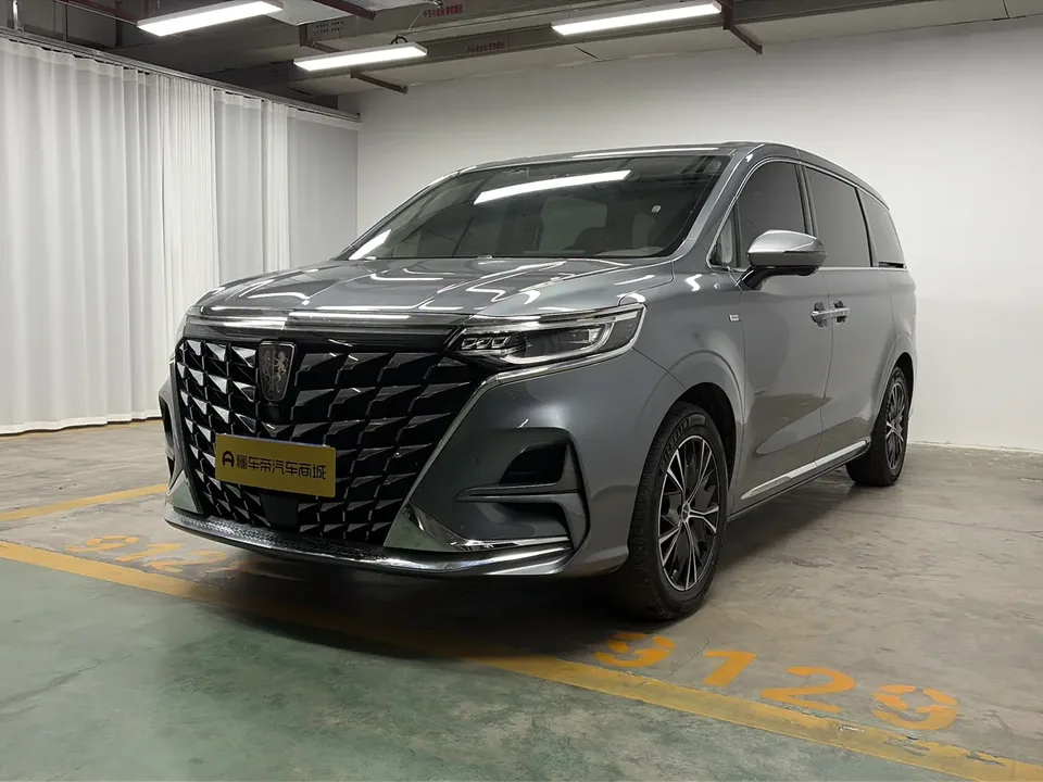 Roewe iMAX8 2023