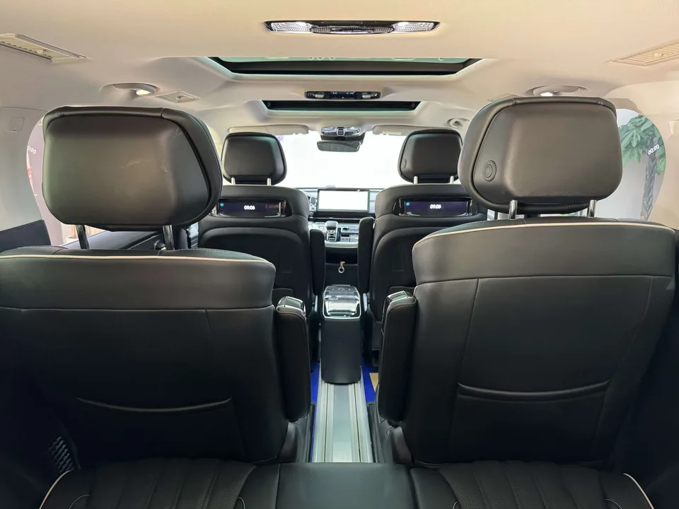 Roewe iMAX8 Roewe iMAX8 2021 400TGI Supreme Series Supreme Edition 2023 — миниатюра 5