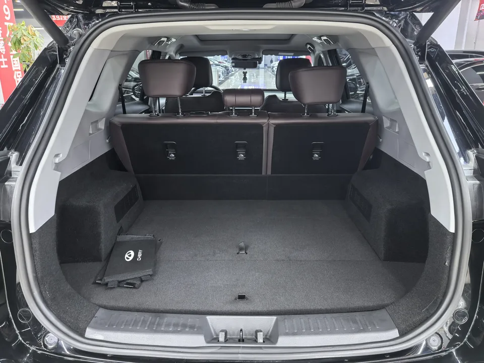 Chery Tiggo 8 Pro Tiggo 8 PRO 2024 Champion Edition 390T 2WD Peak Edition 5 Seaters 2025 — миниатюра 5