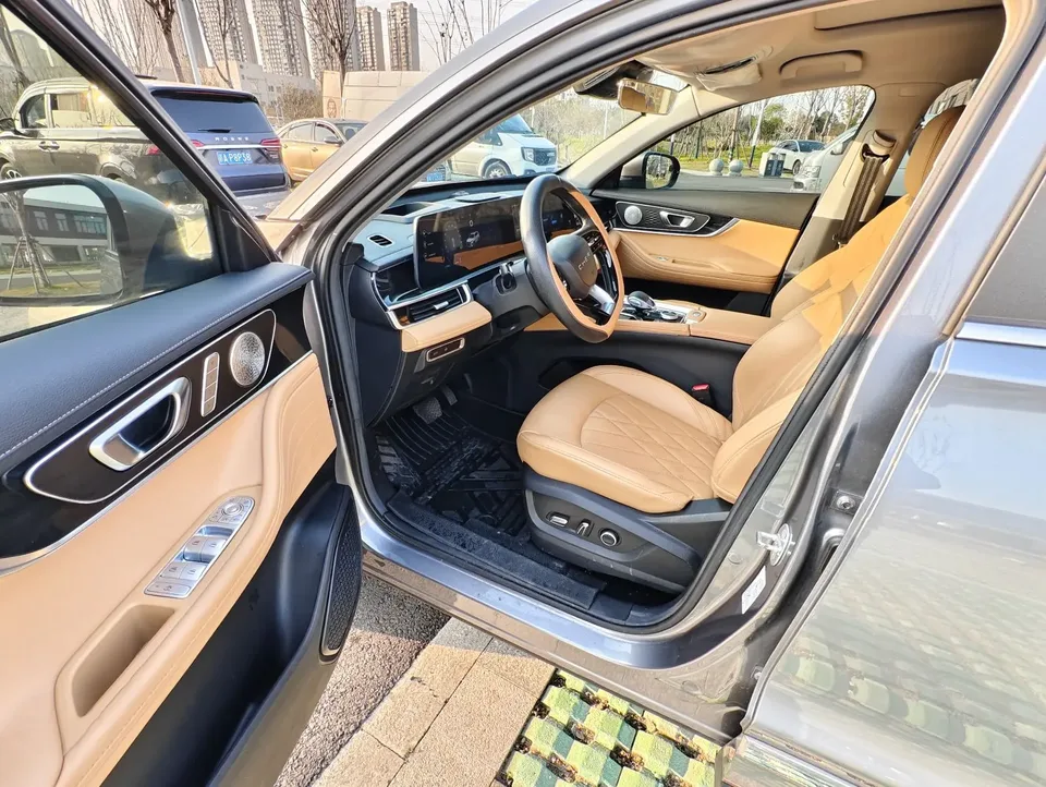 Chery Tiggo 8 Pro Tiggo 8 PRO 2024 Champion Edition 390T 2WD Peak Edition 5 Seaters 2023 — миниатюра 5