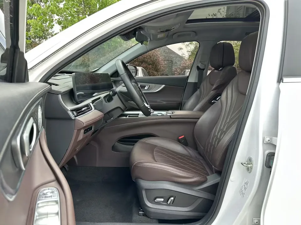Chery Tiggo 8 Pro 390T 2WD Sky Edition 5 Seaters 2022 — миниатюра 3