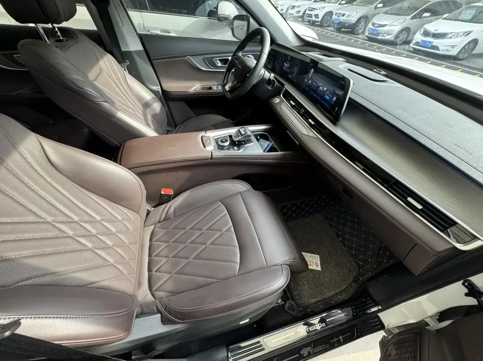 Chery Tiggo 8 Pro Tiggo 8 PRO 2025 290T 2WD Premium Edition 2024 — миниатюра 4