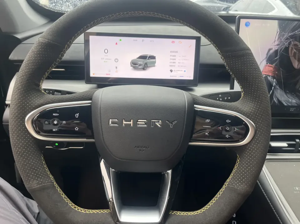 Chery Tiggo 8 PLUS Tiggo 8 PLUS 2025 Kunpeng 290TGDI DCT Luxury 7-seater 2025 — миниатюра 4