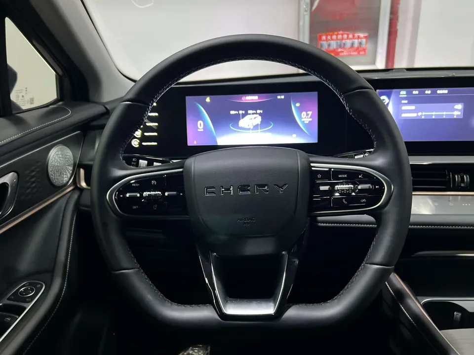 Omoda C5 1.5T CVT new version 2024 — миниатюра 3