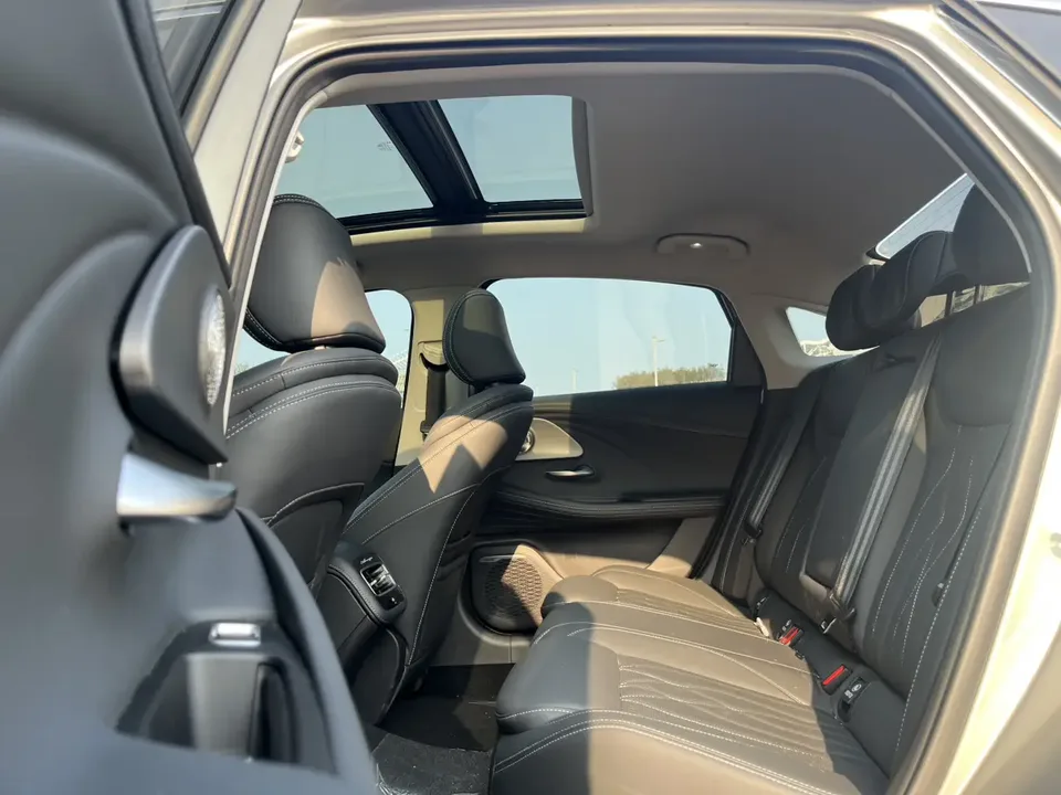 Chery Arrizo 8 1.6TGDI DCT Rui 2024 — миниатюра 3