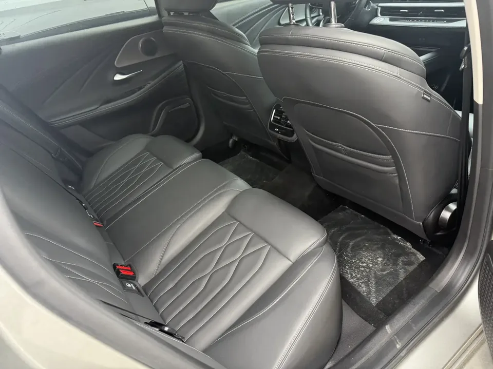 Chery Arrizo 8 1.6TGDI DCT Excellence Edition 2024 — миниатюра 3