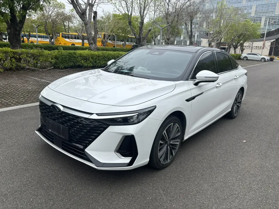 Chery Arrizo 8 2024