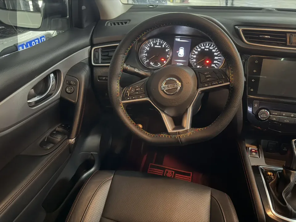 Nissan Qashqai Qashqai 2021 2.0L XV Prem Deluxe Edition 2022 — миниатюра 4