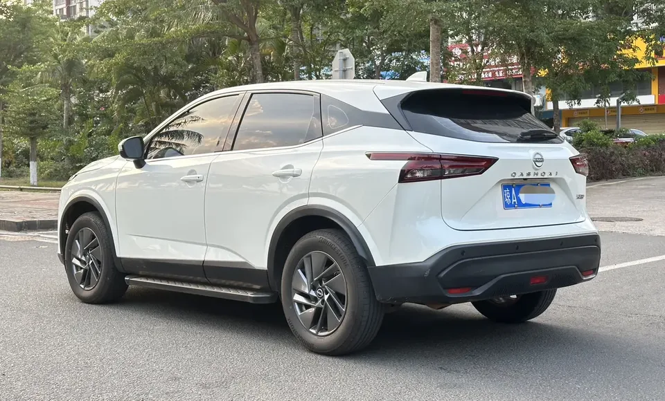 Nissan Qashqai 1.3T Elite Edition 2024 — миниатюра 4