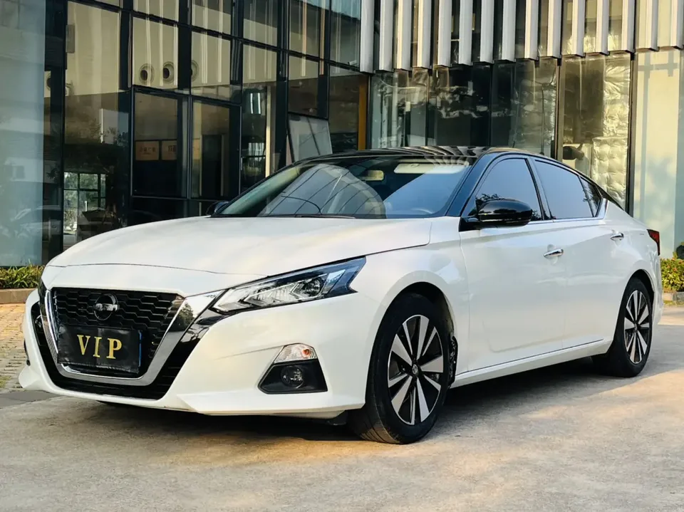 Nissan Altima Teana 2021 Teana 2021 2.0L XL Comfort Edition 2022 — photo 1, buy with delivery to Moscow