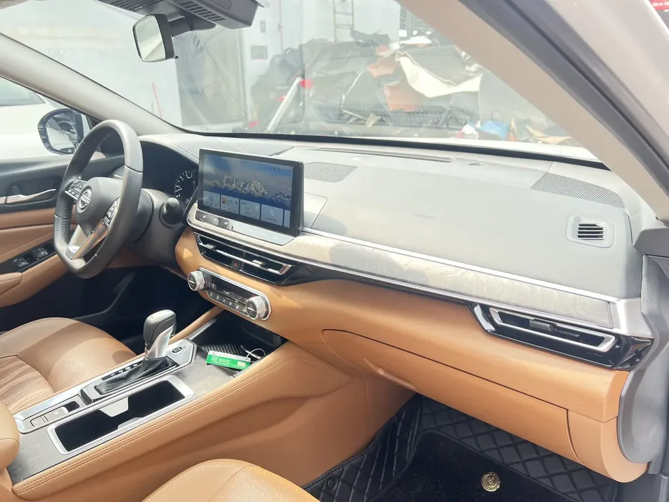 Nissan Altima Teana 2022 2.0L XL-Upr Premium Edition 2023 — thumbnail 5