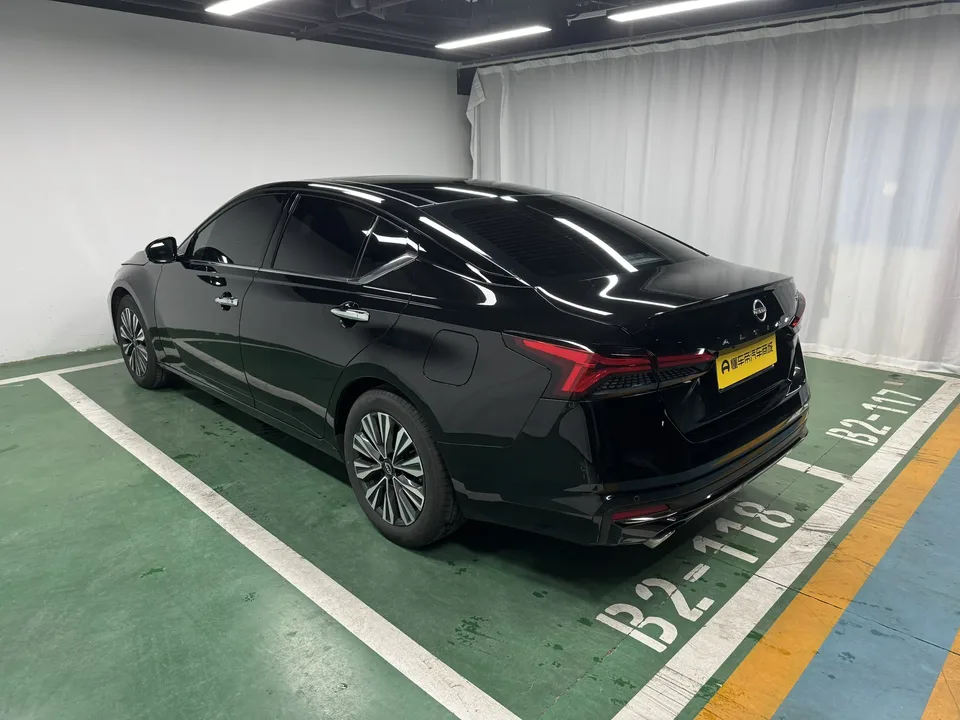Nissan Altima Sound of nature 2022 2.0L XL-TLS Enjoy Edition 2025 — thumbnail 2