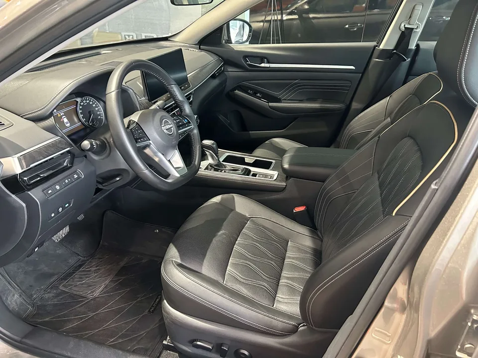Nissan Altima 2.0L XL-Upr Premium Edition 2022 — миниатюра 4