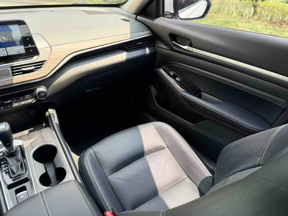 Nissan Altima Sound of nature 2021 2.0L XL Comfort Edition 2022 — thumbnail 4
