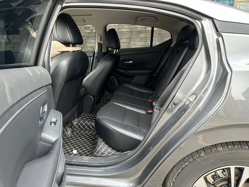Nissan Sylphy Sylphy 2022 1.6L XL CVT Enjoy Edition 2022 — миниатюра 4