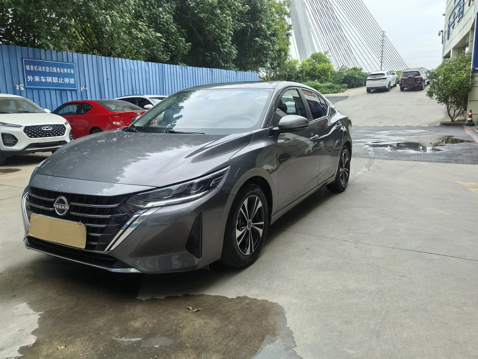 Nissan Sylphy Sylphy 2023 1.6L CVT Enjoy Edition 2024 — photo 1, buy with delivery to Moscow