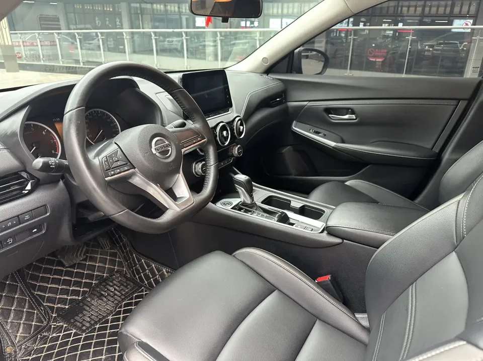 Nissan Sylphy Sylphy 2023 Sylphy 2023 facelift 1.6L CVT Enjoy Edition 2023 — thumbnail 3