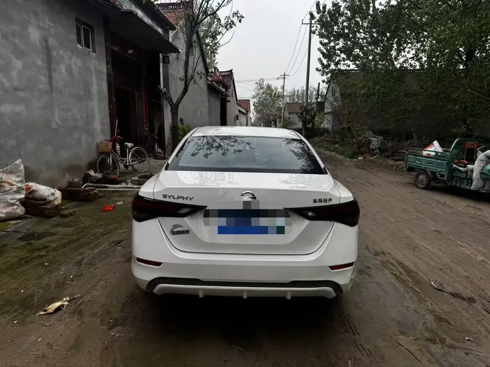 Nissan Sylphy Sylphy 2022 Sylphy 2022 1.6L XL CVT Enjoy Edition 2022 — thumbnail 5