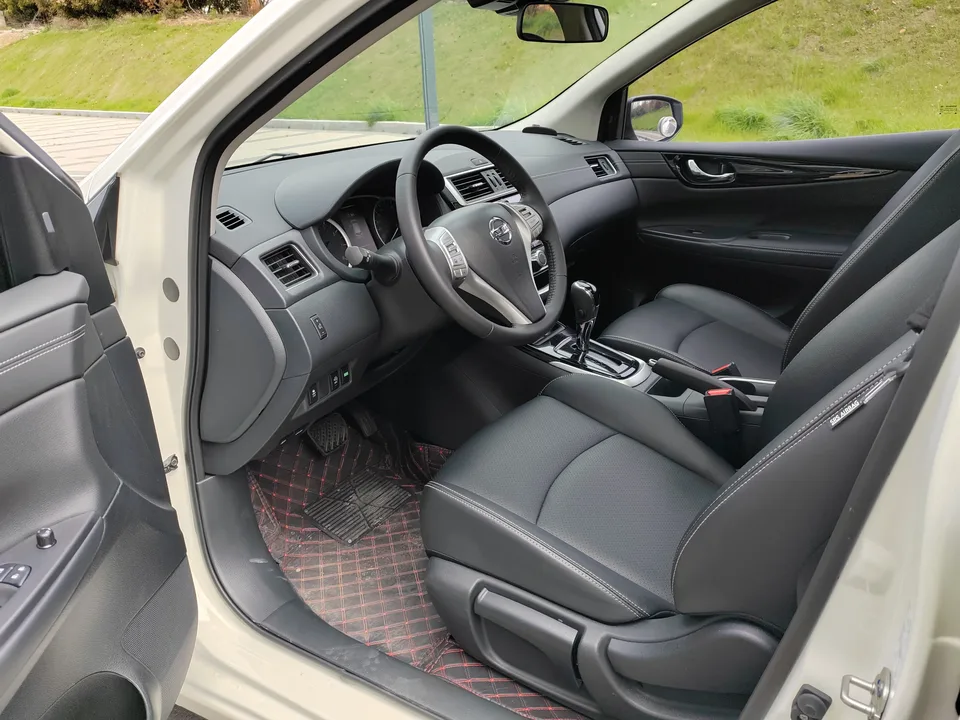Nissan Tiida Tiida 2023 1.6L CVT Intelligent Travel Edition 2023 — thumbnail 4