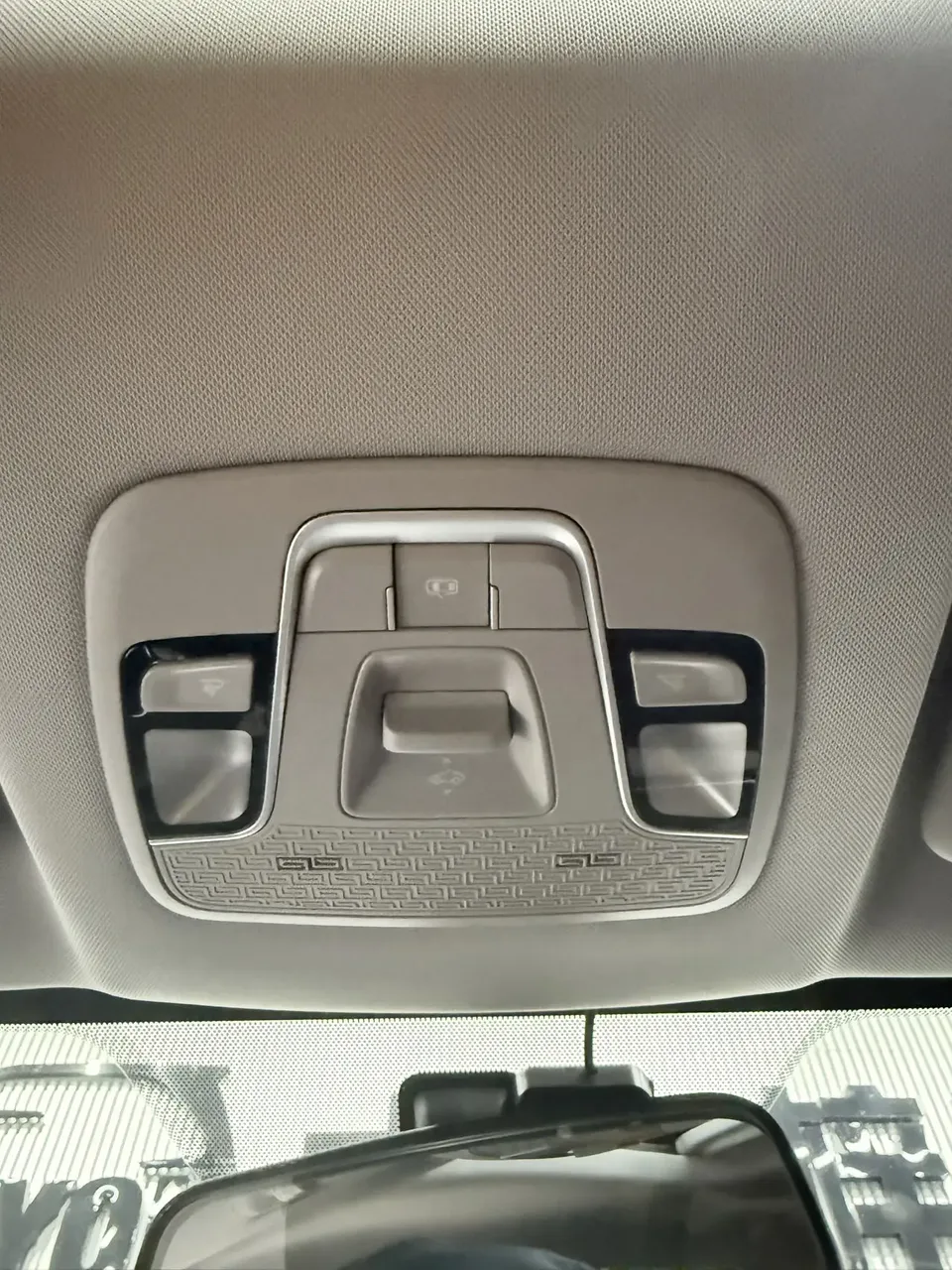 Geely Vision X6 PRO 1.4T Automatic Premium Edition 2023 — миниатюра 4