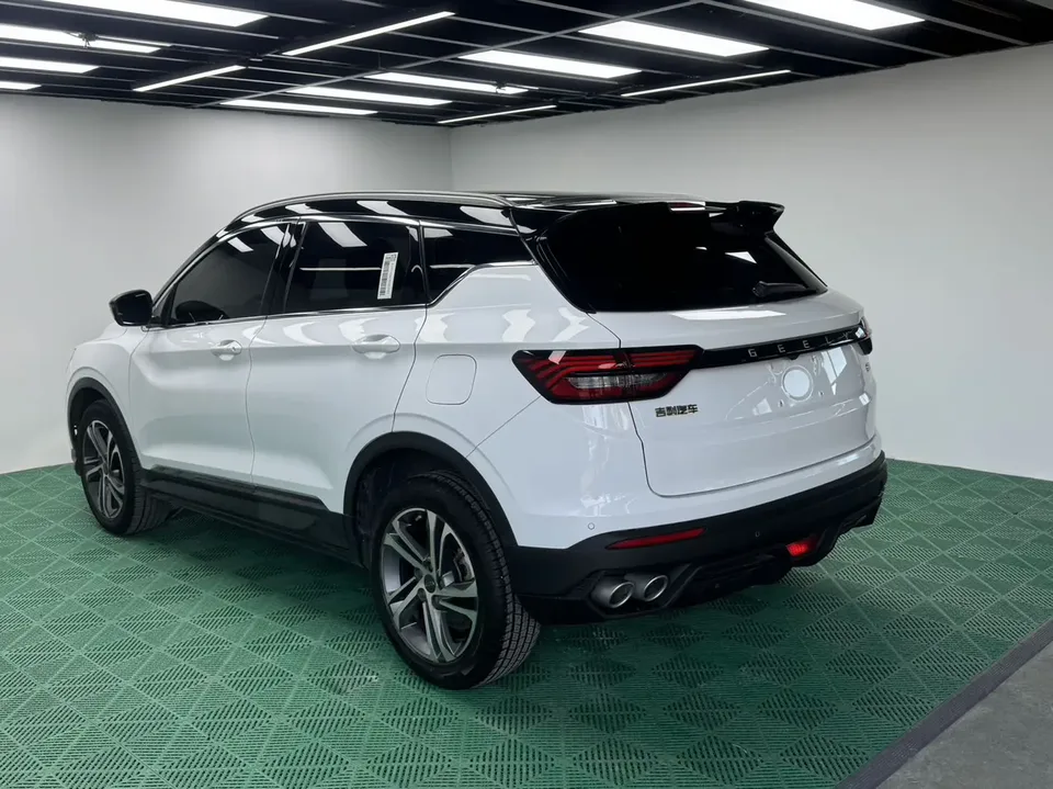 Geely Coolray SX11 2022