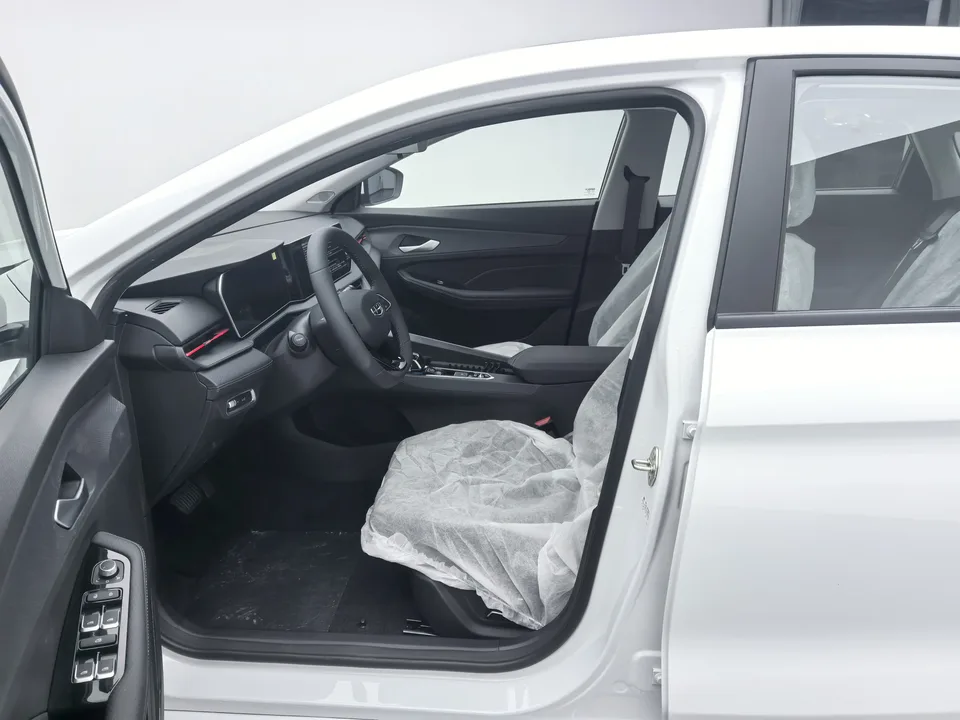 Geely Binrui Binrui 2024 Binrui COOL 1.5T DCT Longteng Edition 2026 — thumbnail 3