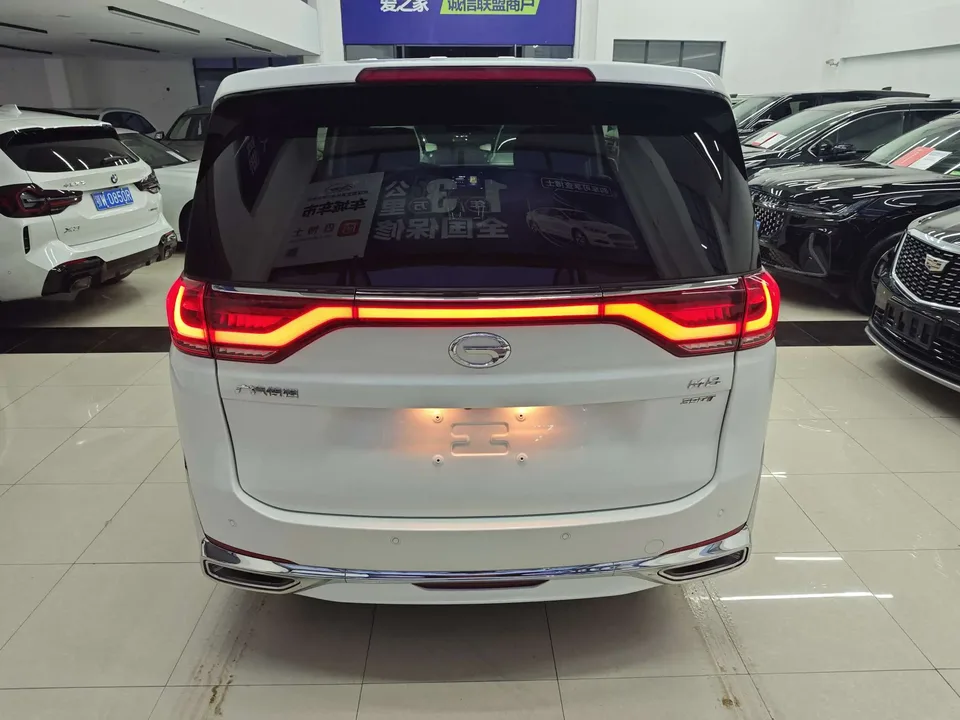 GAC Trumpchi M8 Trumpchi M8 2021 Trumpchi M8 2021 Lingxiu Series 390T Premium Edition 2022 — миниатюра 3