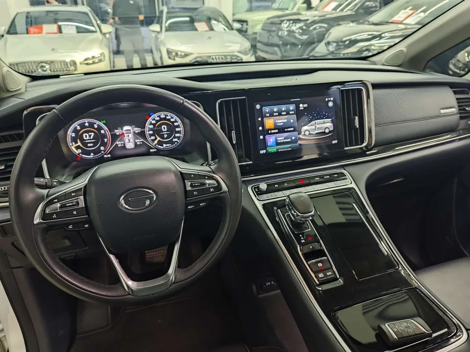 GAC Trumpchi M8 Trumpchi M8 2021 Trumpchi M8 2021 Lingxiu Series 390T Premium Edition 2022 — миниатюра 5
