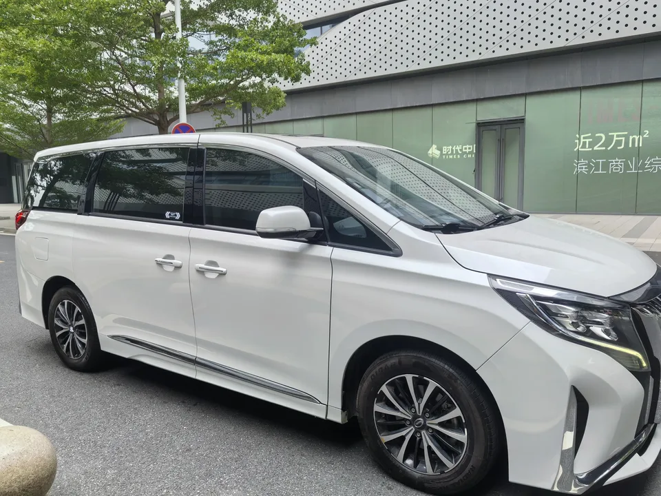 GAC Trumpchi M8 Trumpchi M8 2023 Lingxiu Series 390T Deluxe Edition 2023 — миниатюра 5