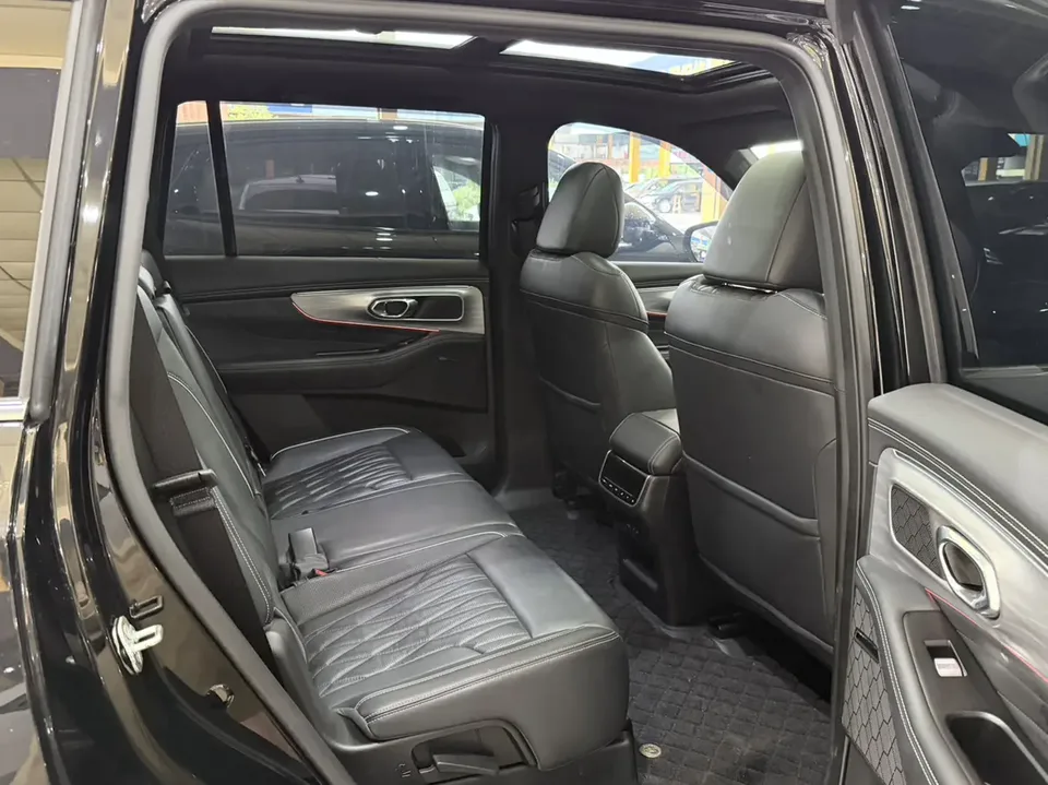 GAC Trumpchi GS8 Trumpchi GS8 2022 Pilot Series 2.0TGDI 2WD luxury smart connected version 7 seats 2023 — миниатюра 5