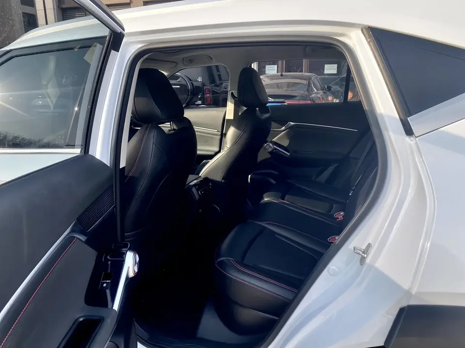 GAC Trumpchi Shadowcool Yingku Hybrid 2.0ATK Gemini Pro Edition 2023 — миниатюра 3