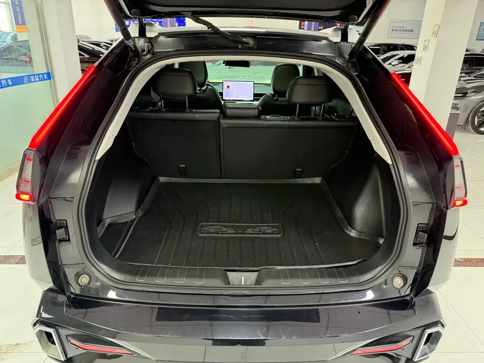 GAC Trumpchi Shadowcool 1.5T Supernova Pro Edition 2023 — миниатюра 5