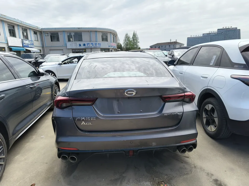 GAC Trumpchi Shadow Leopard 270T J16 R-Style Track Edition 2022 — миниатюра 2