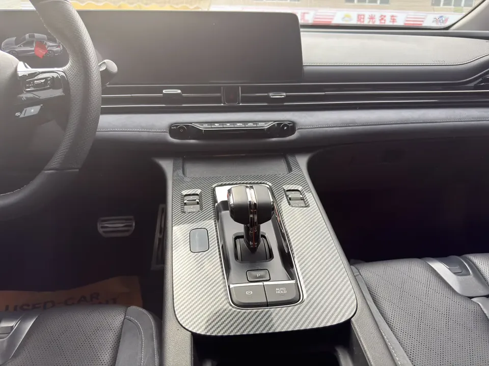 GAC Trumpchi Shadow Leopard 400T Automatic R Pro Edition 2024 — миниатюра 3
