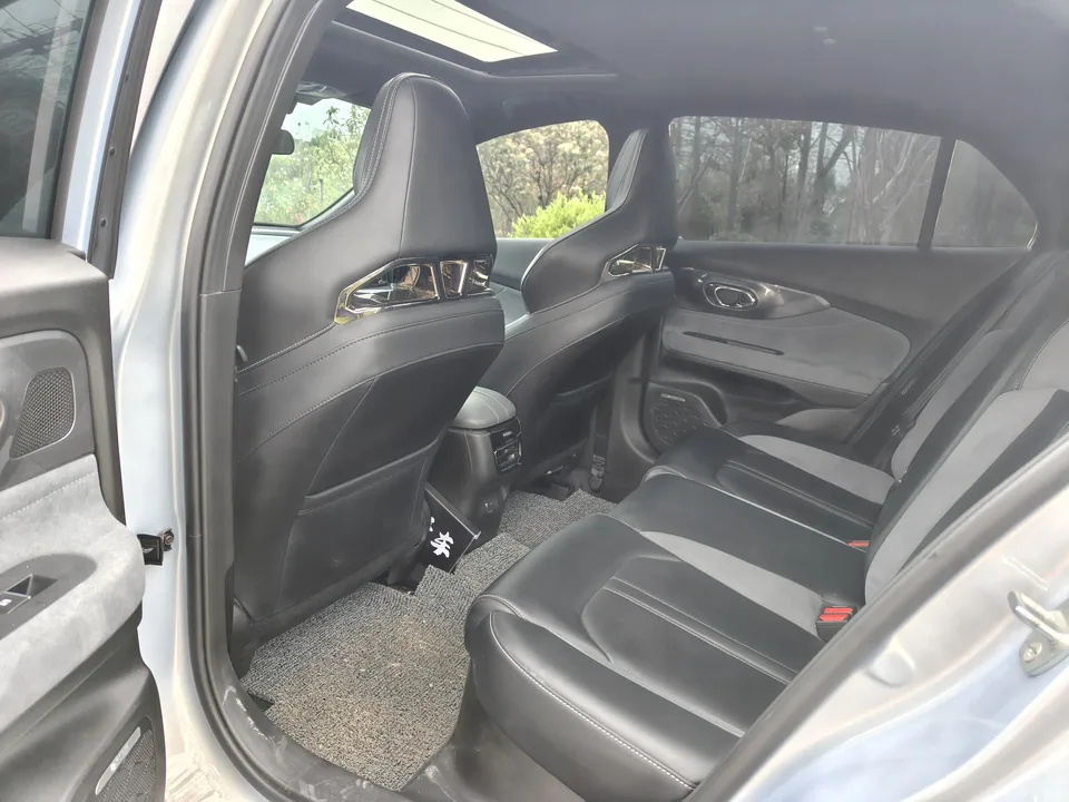 GAC Trumpchi Shadow Leopard 400T Automatic R Pro 2025 — миниатюра 4