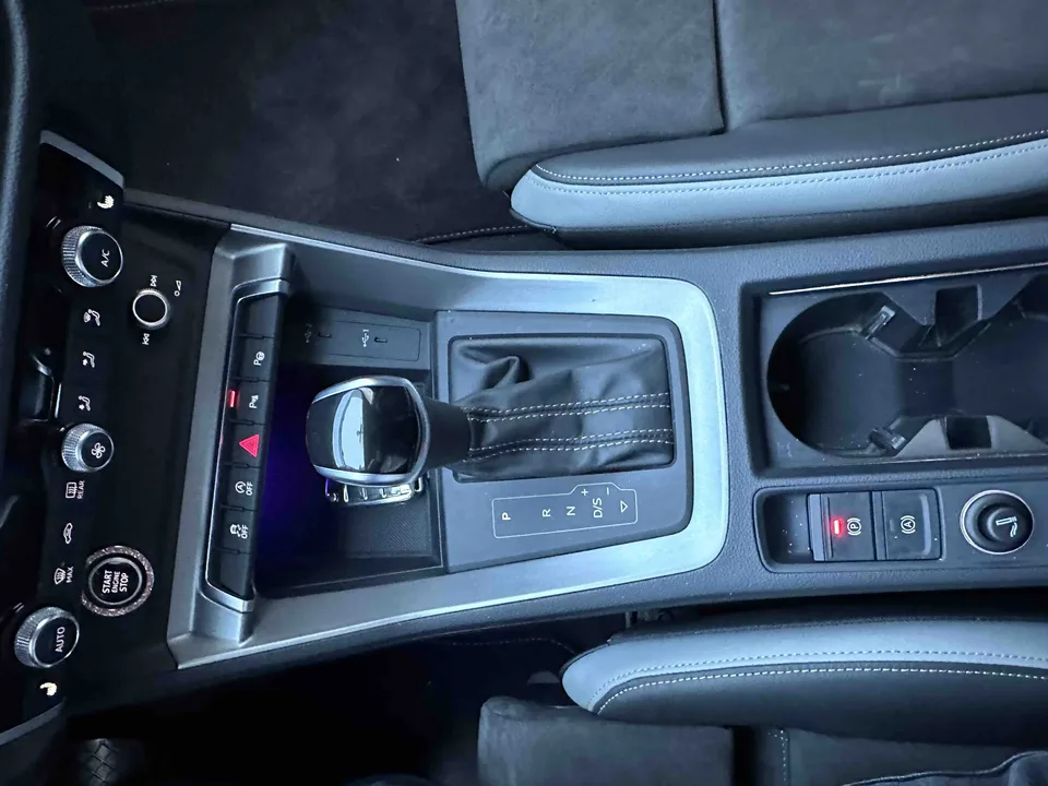 Audi Q3 Audi Q3 2022 35 TFSI Fashionable and Dynamic 2022 — миниатюра 5