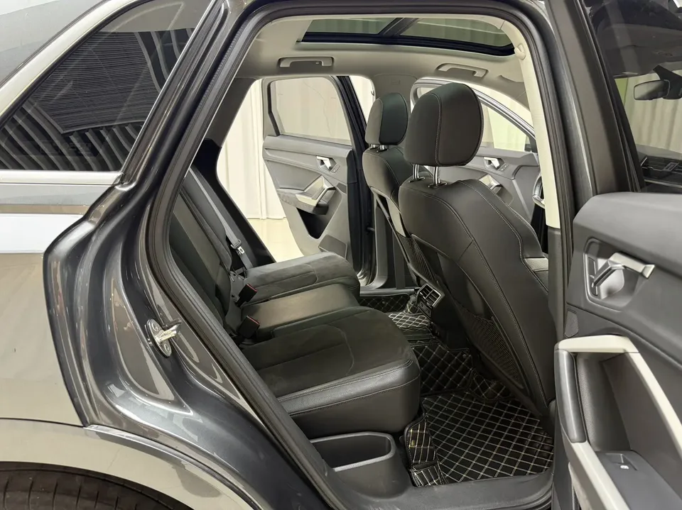 Audi Q3 Audi Q3 2022 35 TFSI Fashionable and Dynamic 2022 — миниатюра 5