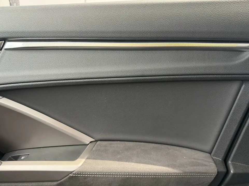 Audi Q3 Audi Q3 2022 35 TFSI Fashionable and Dynamic 2022 — миниатюра 4