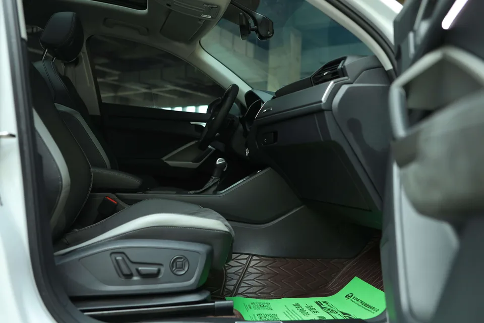 Audi Q3 Audi Q3 2023 35 TFSI Fashionable and Dynamic 2023 — миниатюра 3