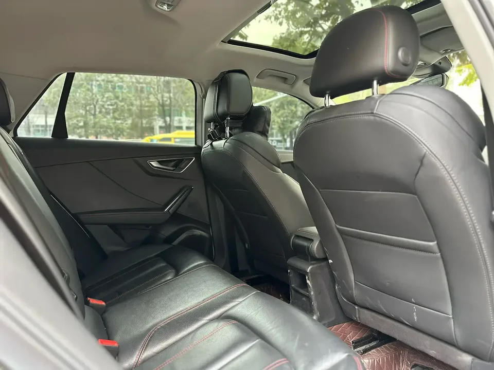 Audi Q2L Audi Q2L 2022 35 TFSI Enterprising and Elegant Model 2023 — миниатюра 3