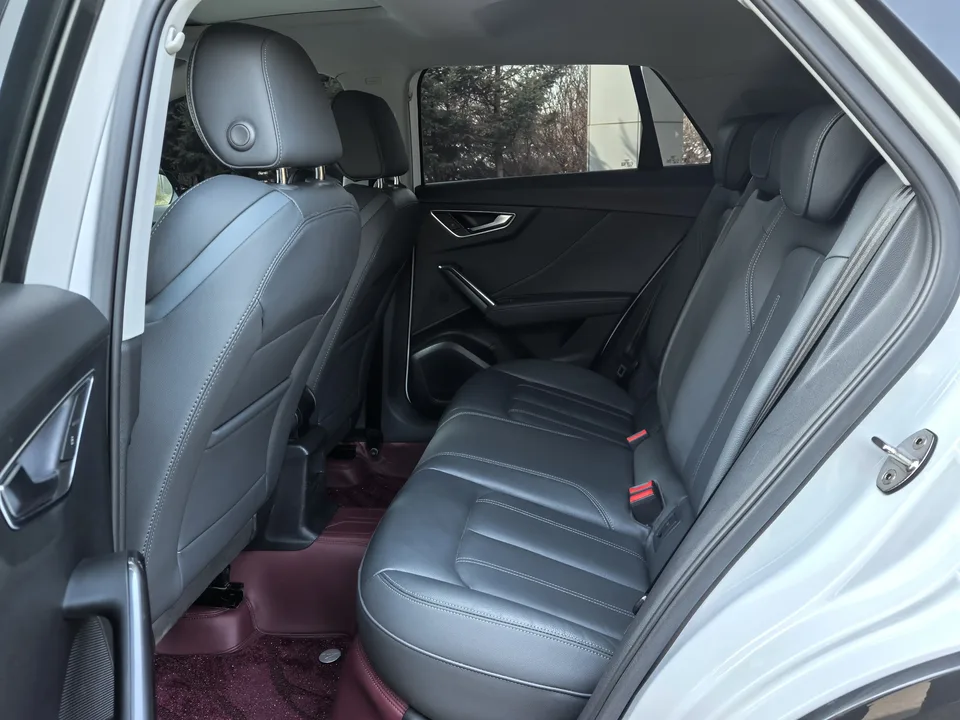 Audi Q2L Audi Q2L 2022 35 TFSI Fashionable and Elegant 2022 — миниатюра 3