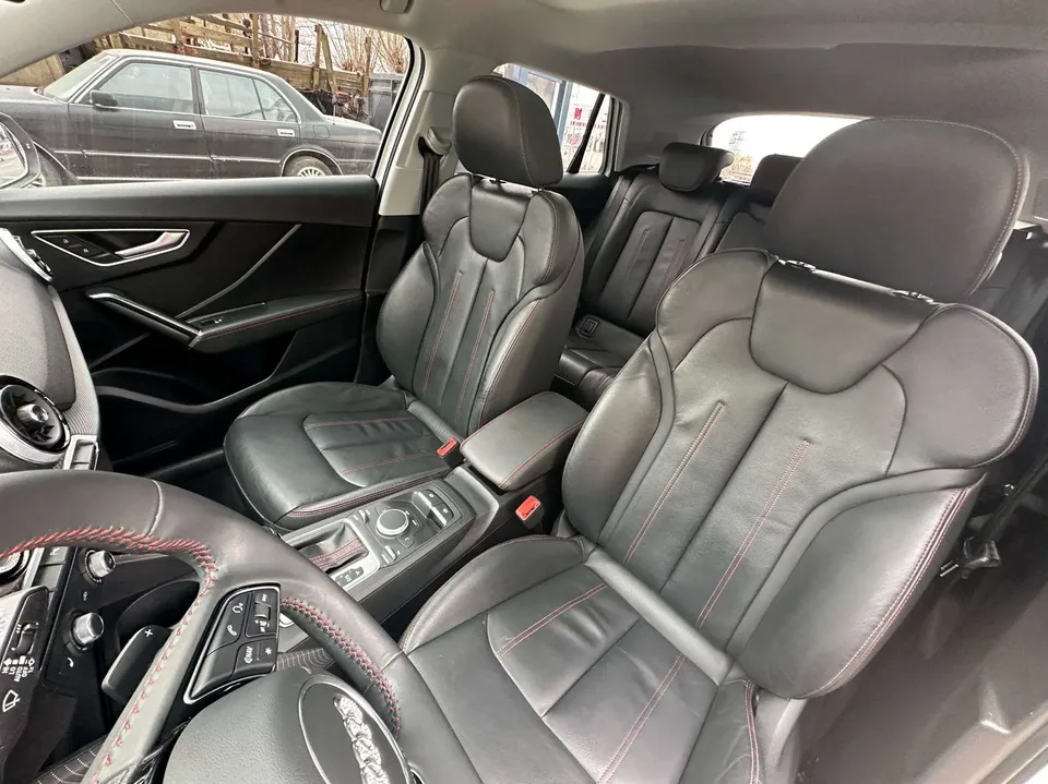 Audi Q2L Audi Q2L 2022 35 TFSI aggressive and dynamic model 2022 — миниатюра 5