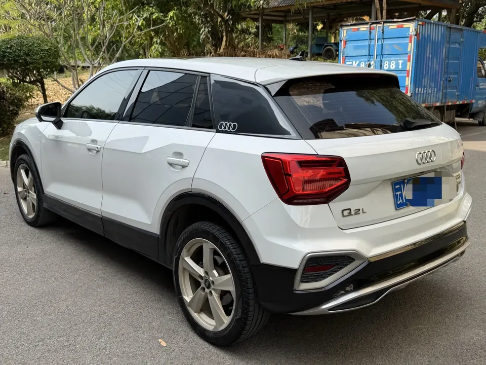 Audi Q2L Audi Q2L 2022 35 TFSI Stylish and Elegant 2023 — thumbnail 4