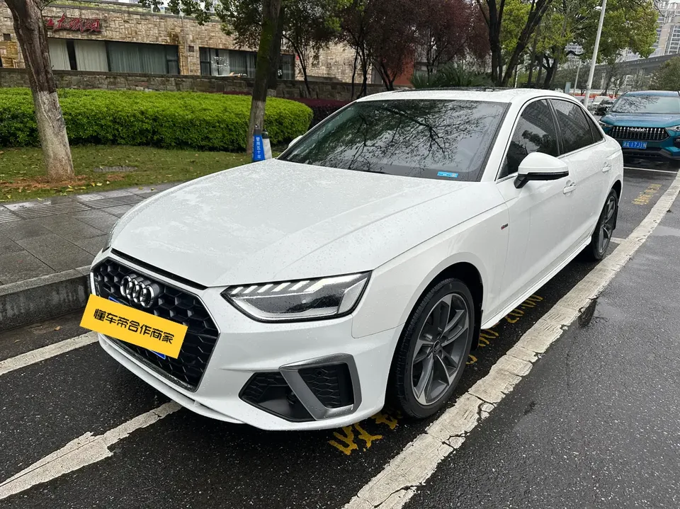 Audi a4 l 2022