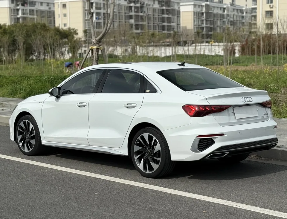 Audi A3 A3 2023 A3L Limousine 35 TFSI Fashionable and Elegant 2024 — thumbnail 4