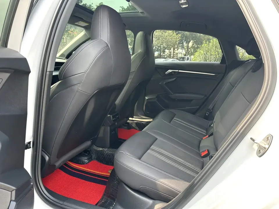 Audi A3 A3L Limousine 35 TFSI Fashion Sports 2022 — миниатюра 5