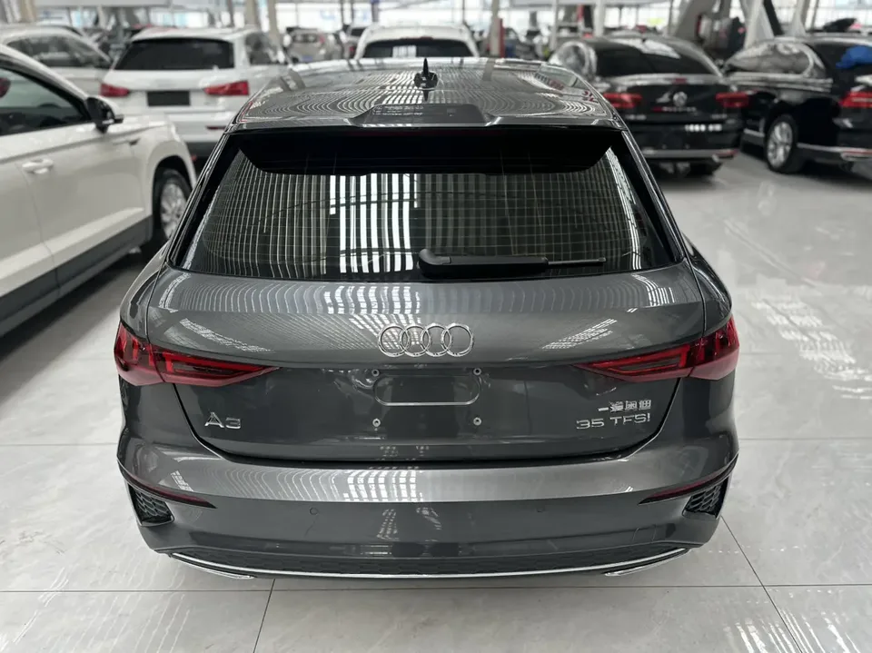 Audi A3 Audi A3 2024 Sportback 35 TFSI stylish and sporty 2024 — миниатюра 2