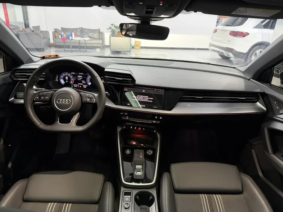 Audi A3 A3 2024 Audi A3 2024 Sportback 35 TFSI stylish and sporty 2024 — thumbnail 3